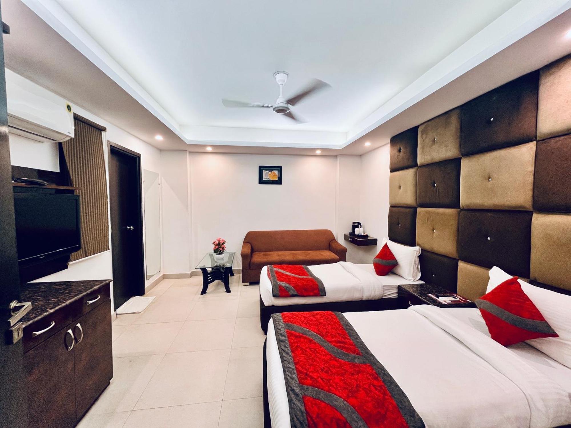 Hotel The Gold Inn - Karol Bagh Delhi Eksteriør bilde