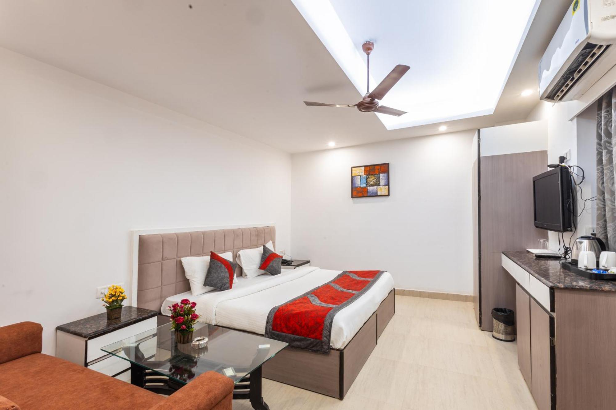 Hotel The Gold Inn - Karol Bagh Delhi Eksteriør bilde