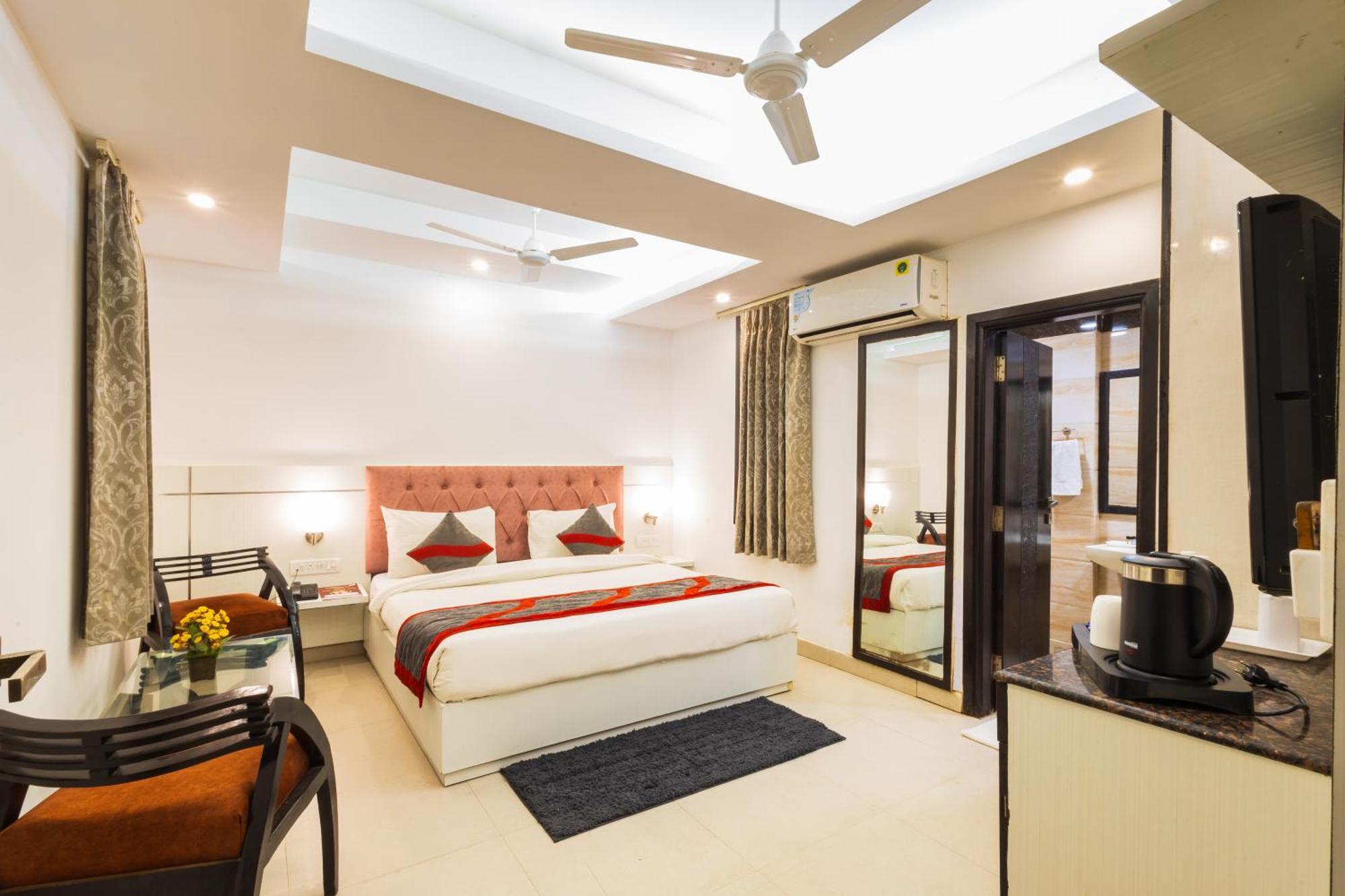 Hotel The Gold Inn - Karol Bagh Delhi Eksteriør bilde