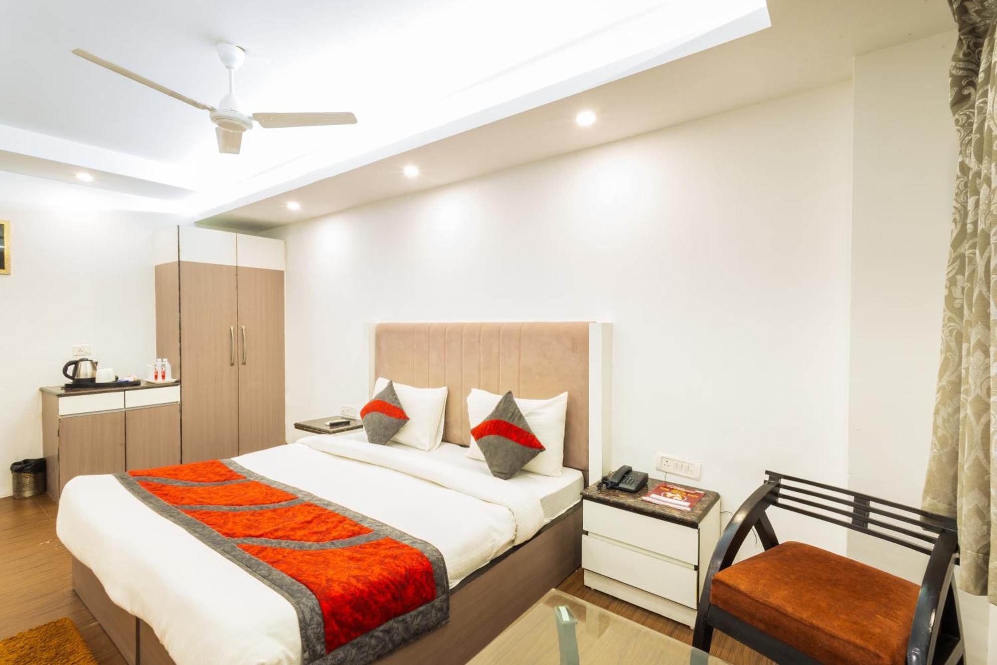 Hotel The Gold Inn - Karol Bagh Delhi Eksteriør bilde