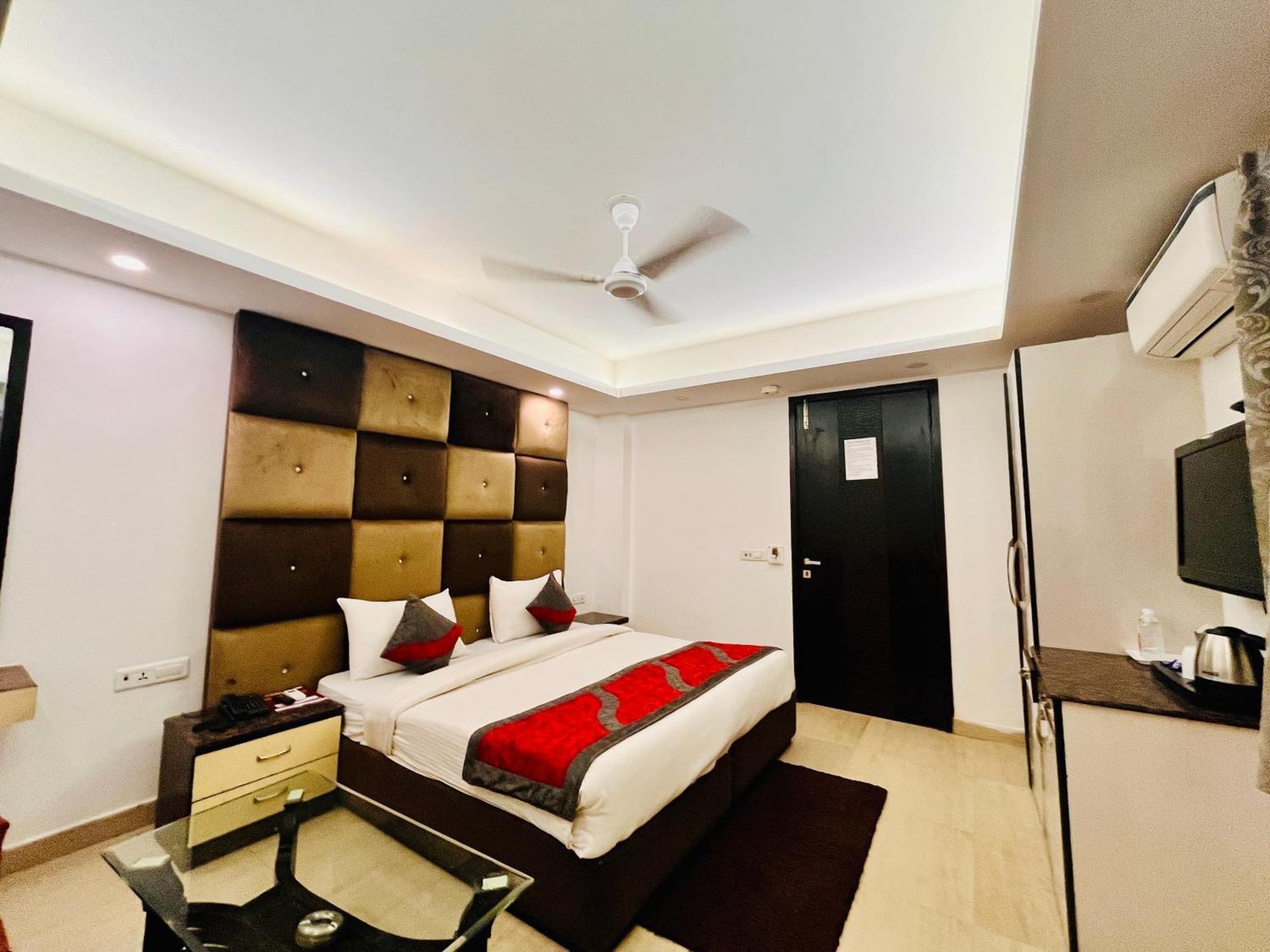 Hotel The Gold Inn - Karol Bagh Delhi Eksteriør bilde