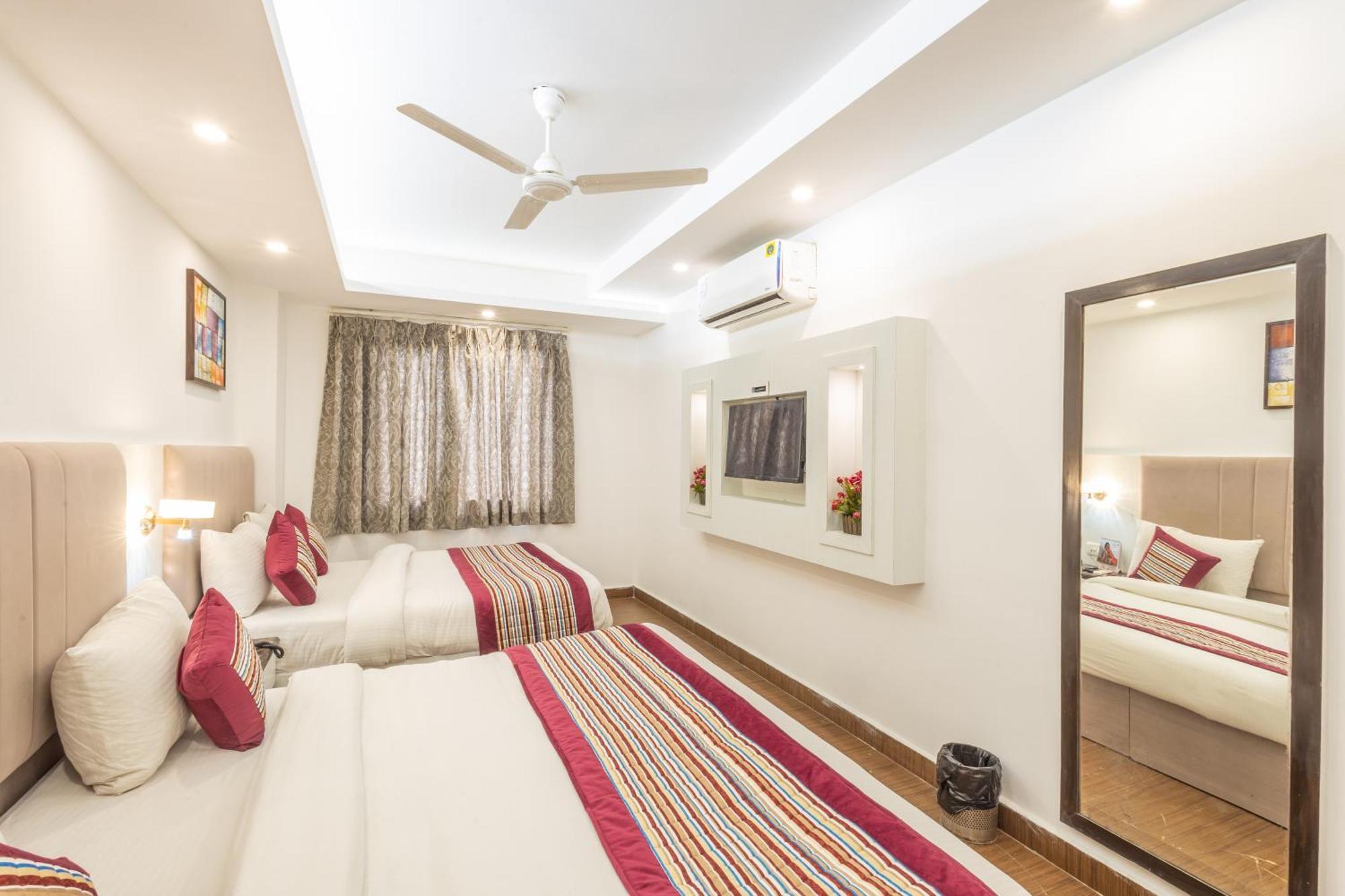 Hotel The Gold Inn - Karol Bagh Delhi Eksteriør bilde